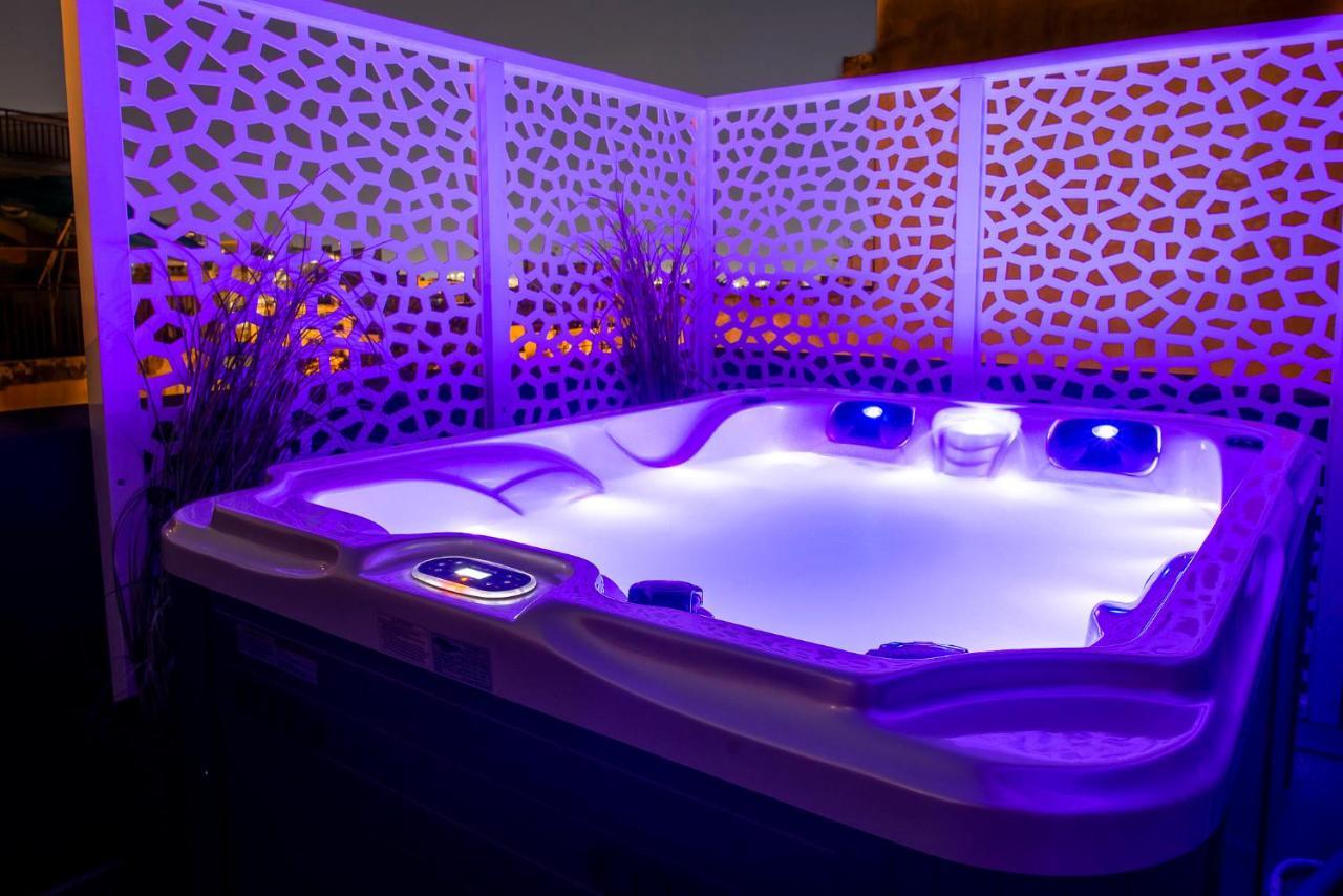 Ferienwohnung Luxury Penthouse With Acropolis View And Jacuzzi Athen Exterior foto
