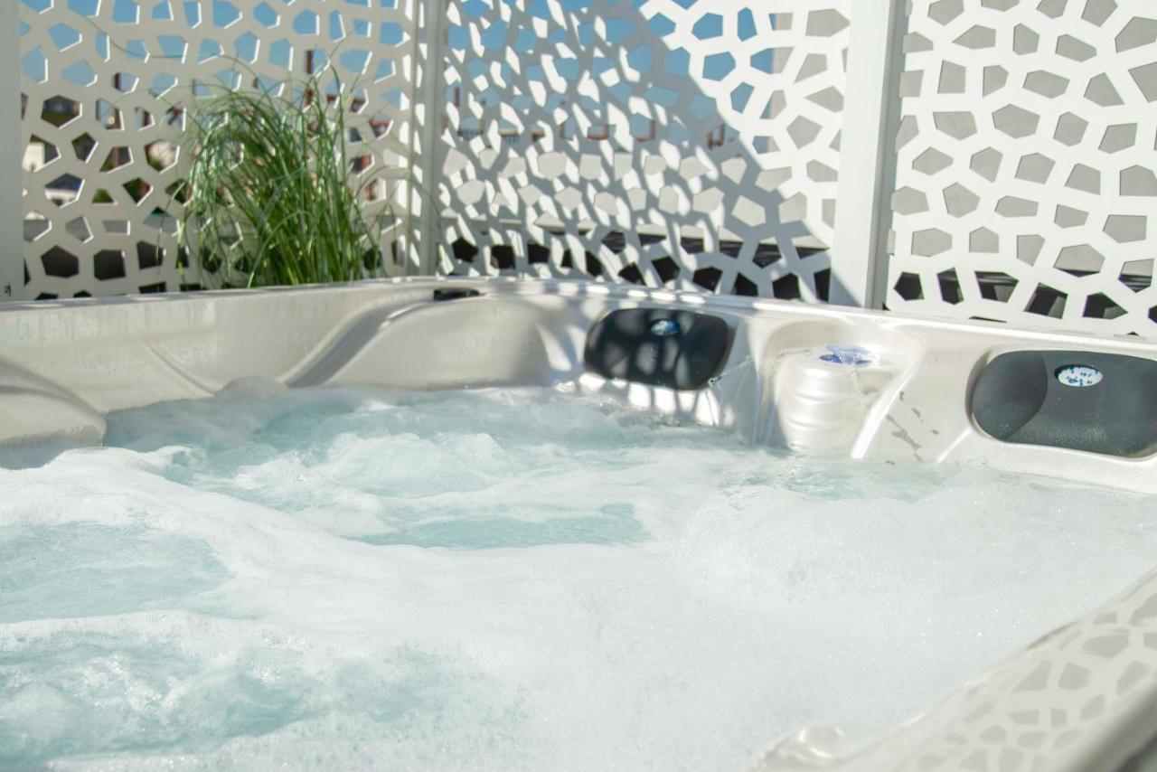 Ferienwohnung Luxury Penthouse With Acropolis View And Jacuzzi Athen Exterior foto